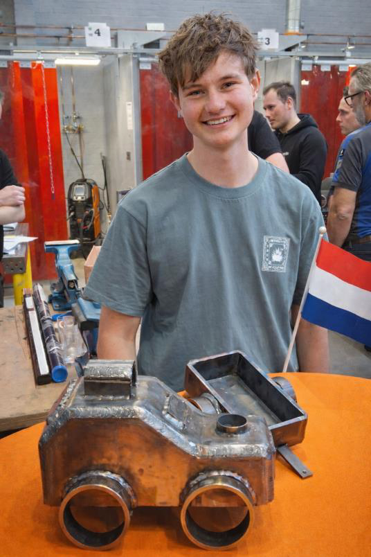 Leerling aan het werk tijdens een techniekworkshop van STO Zoetermeer